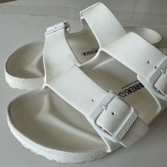 White Birkenstock size 39 - Picture 2 of 10